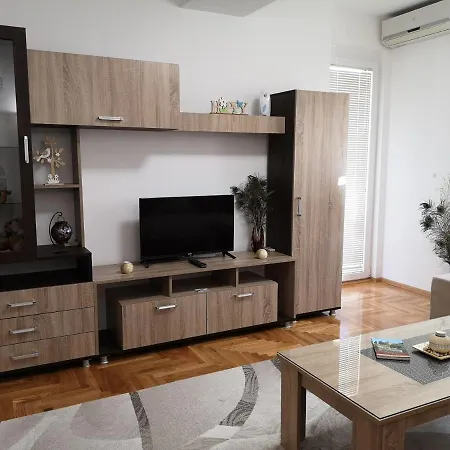 Enjoy Karamach Апартаменты